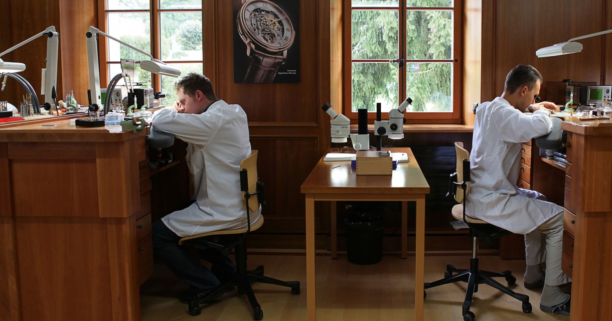 IN THE LAIR OF THE MINUTE-REPEATER
