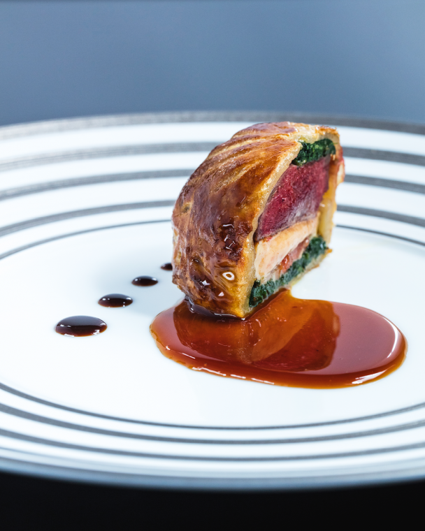 Pigeonneau fermier/En tourte/Caillette.
