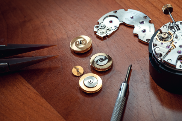 The three mainspring barrels ready to be inserted into the movement.
