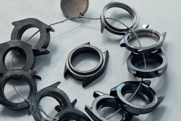 A succession of production stages of Bathyscaphe case bodies.
