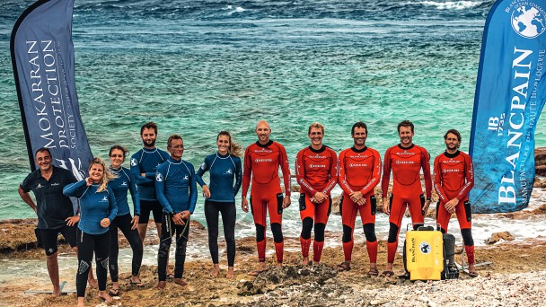 Members of the MPS and Gombessa teams gathered for the TAMATAROA mission in front of the Tiputa Pass.&nbsp; &nbsp;