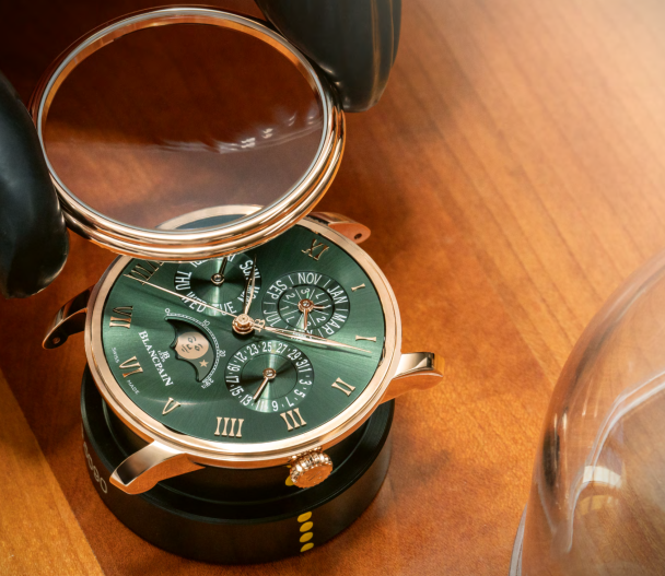 Final ASSEMBLY STAGES of the Villeret Quantième Perpétuel