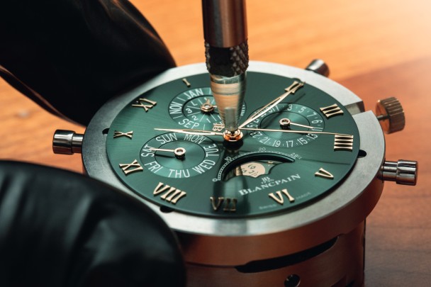 Final ASSEMBLY STAGES of the Villeret Quantième Perpétuel
