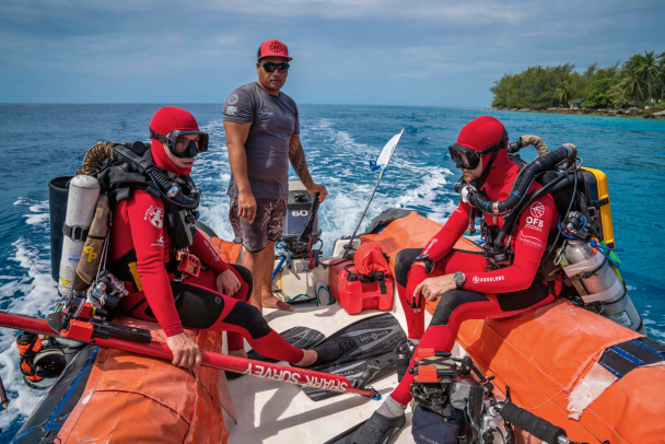 Divers from Gombessa Expeditions. &nbsp;