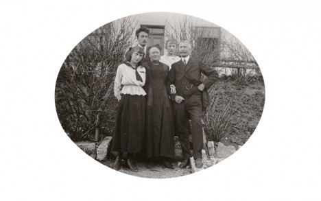 The Fiechter family: front row sister Marguerite (Guise), mother Marie, father Jacob; back row brother Maurice, Betty.&nbsp;
